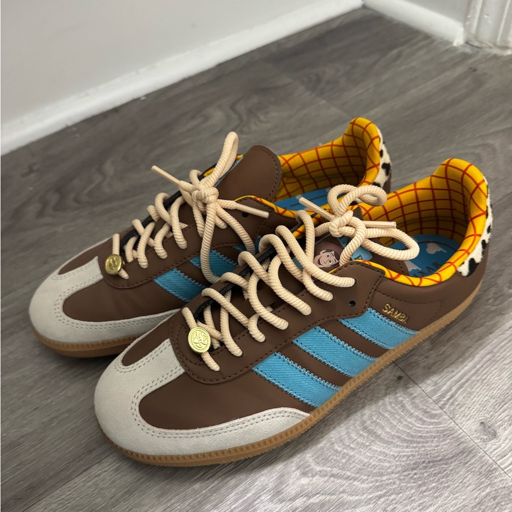 Toy Story (Woody) OG Sambas - Picture 2 of 7